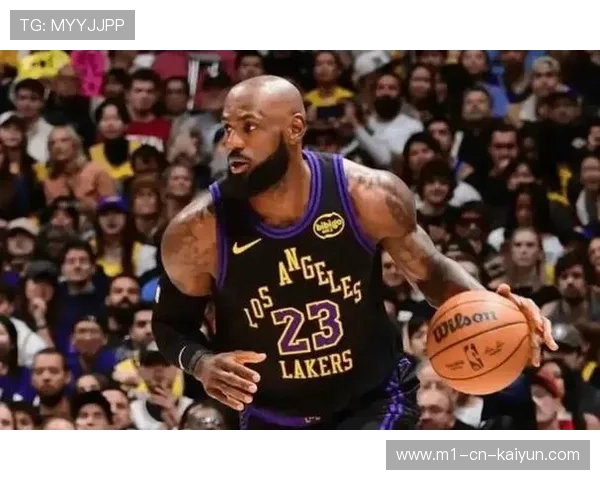 老将詹姆斯末节得分高效 展现领袖价值 老将詹姆斯末节得分高效 展现领袖价值